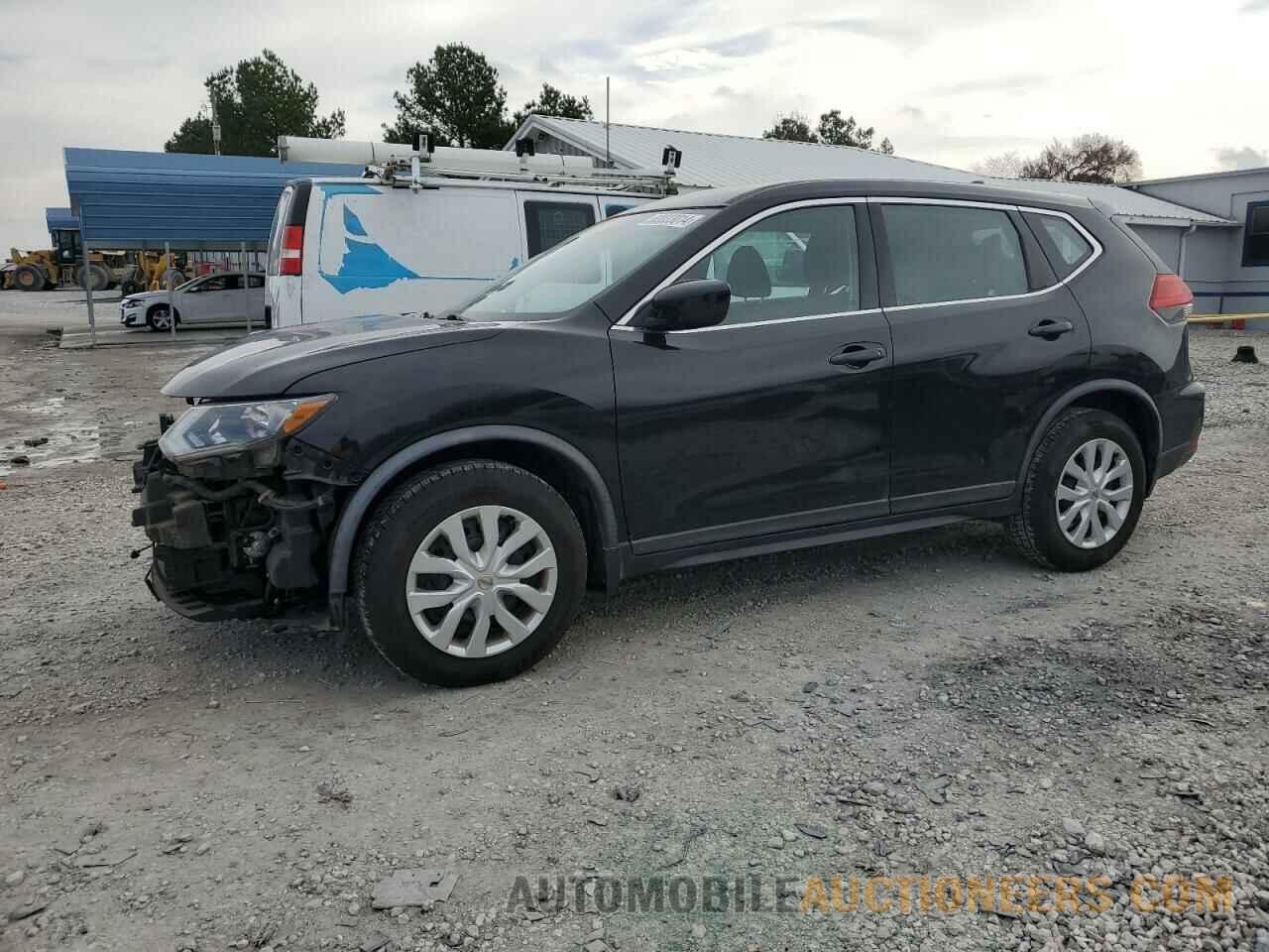 KNMAT2MT2HP614059 NISSAN ROGUE 2017