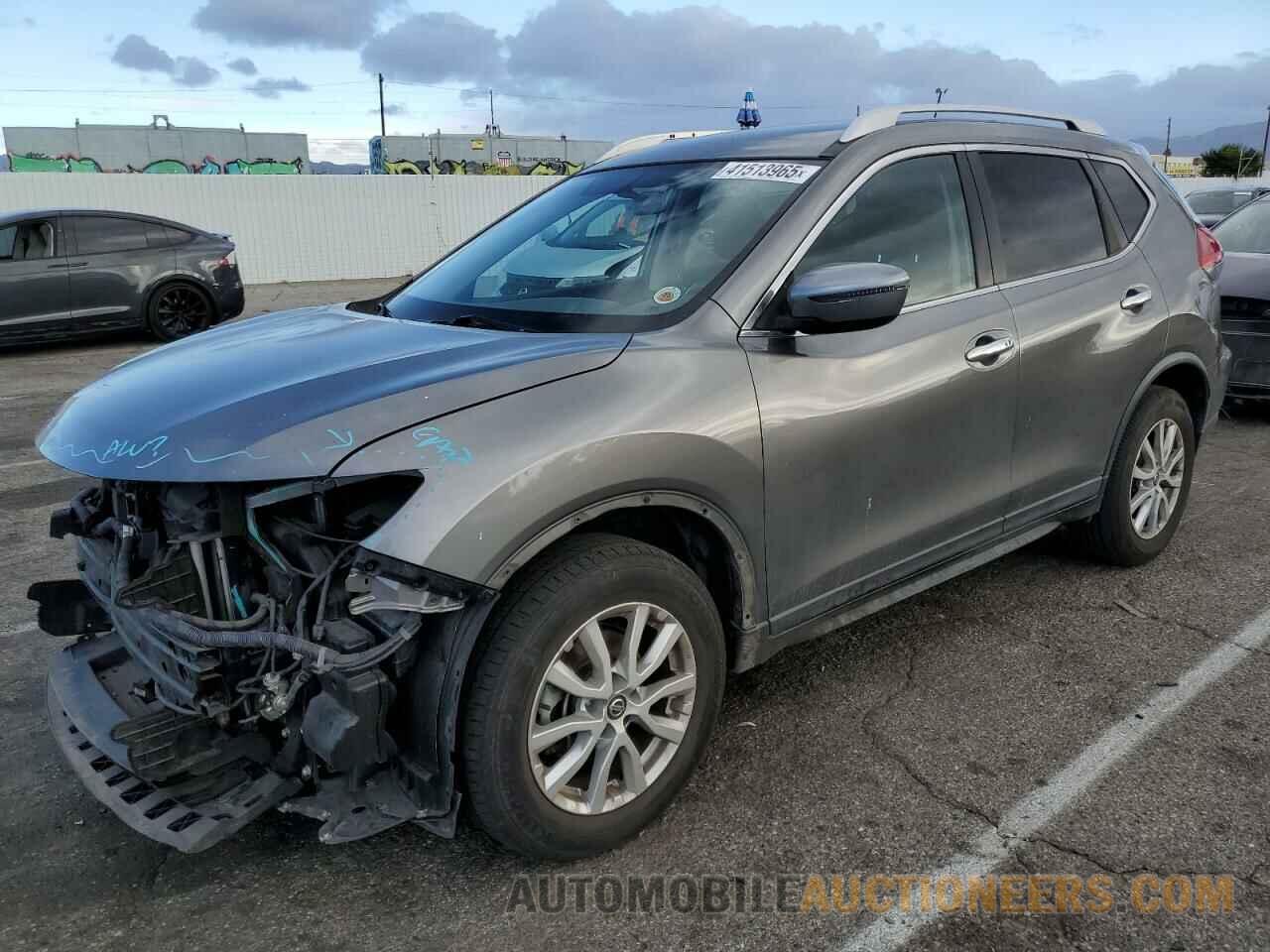 KNMAT2MT2HP617883 NISSAN ROGUE 2017