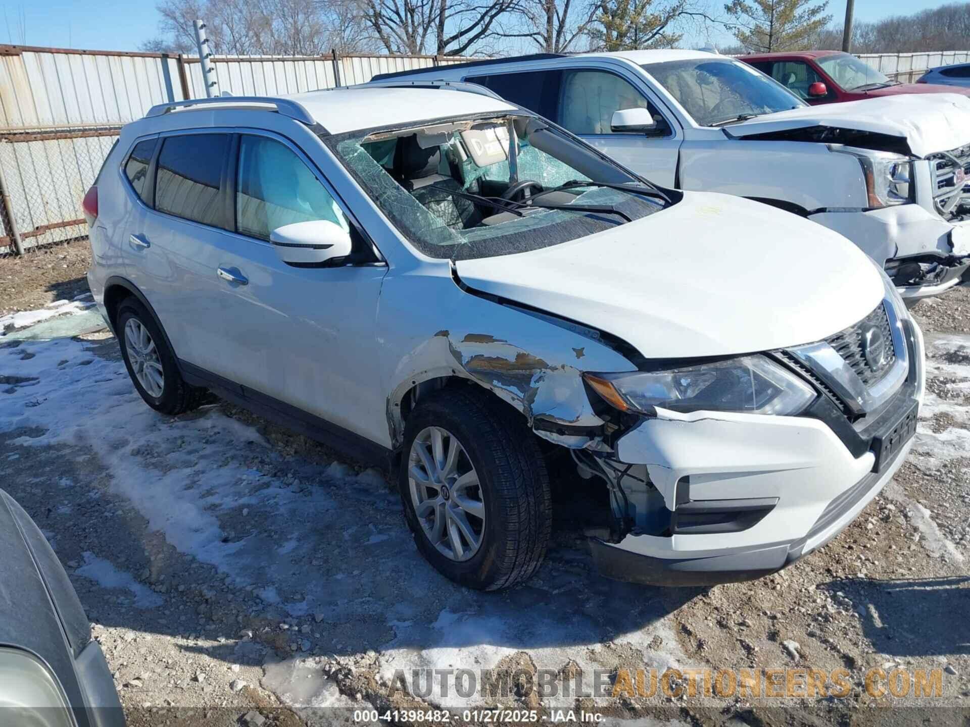 KNMAT2MT2JP586222 NISSAN ROGUE 2018