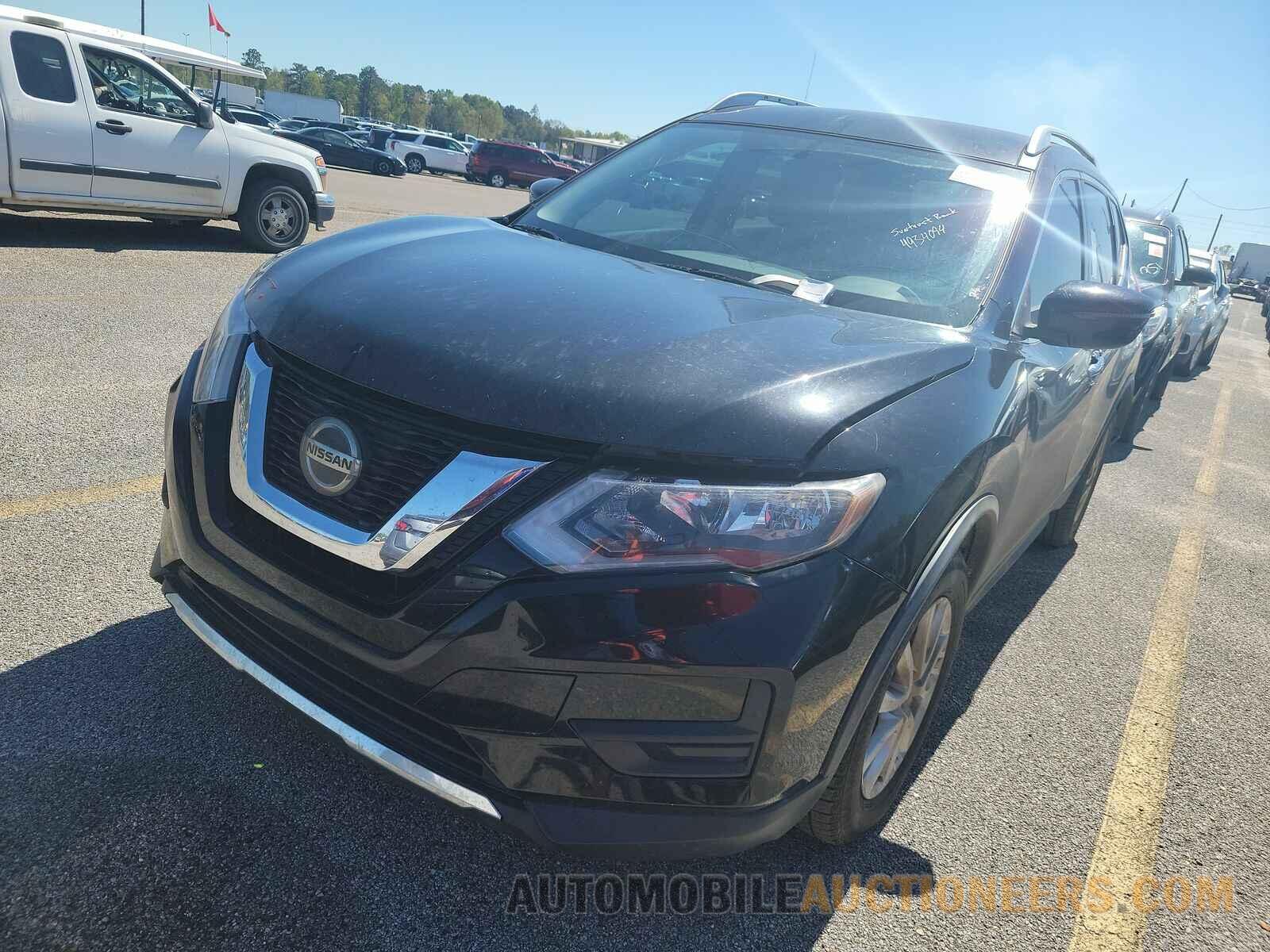 KNMAT2MT3JP513697 Nissan Rogue 2018