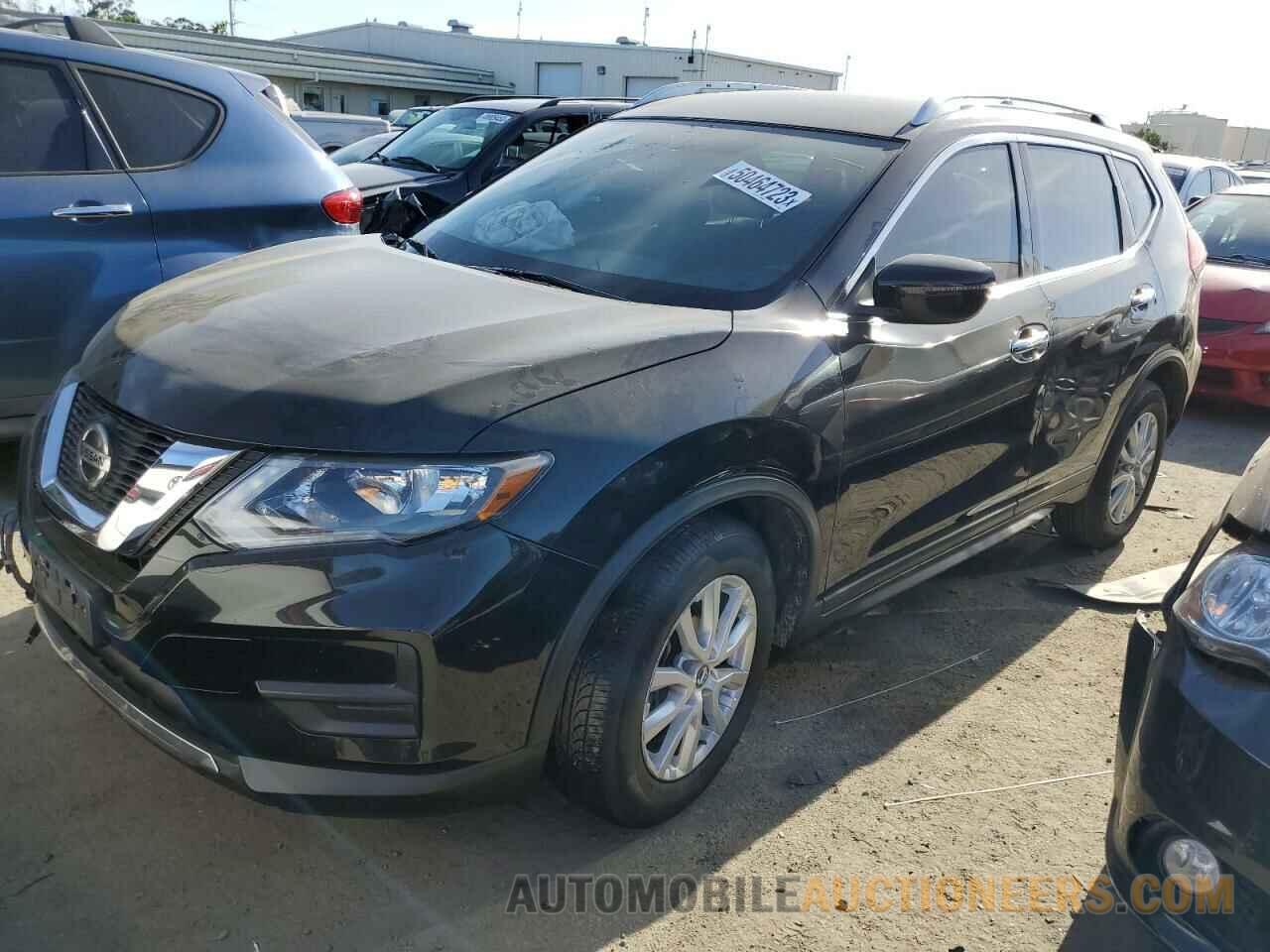 KNMAT2MT3JP519824 NISSAN ROGUE 2018