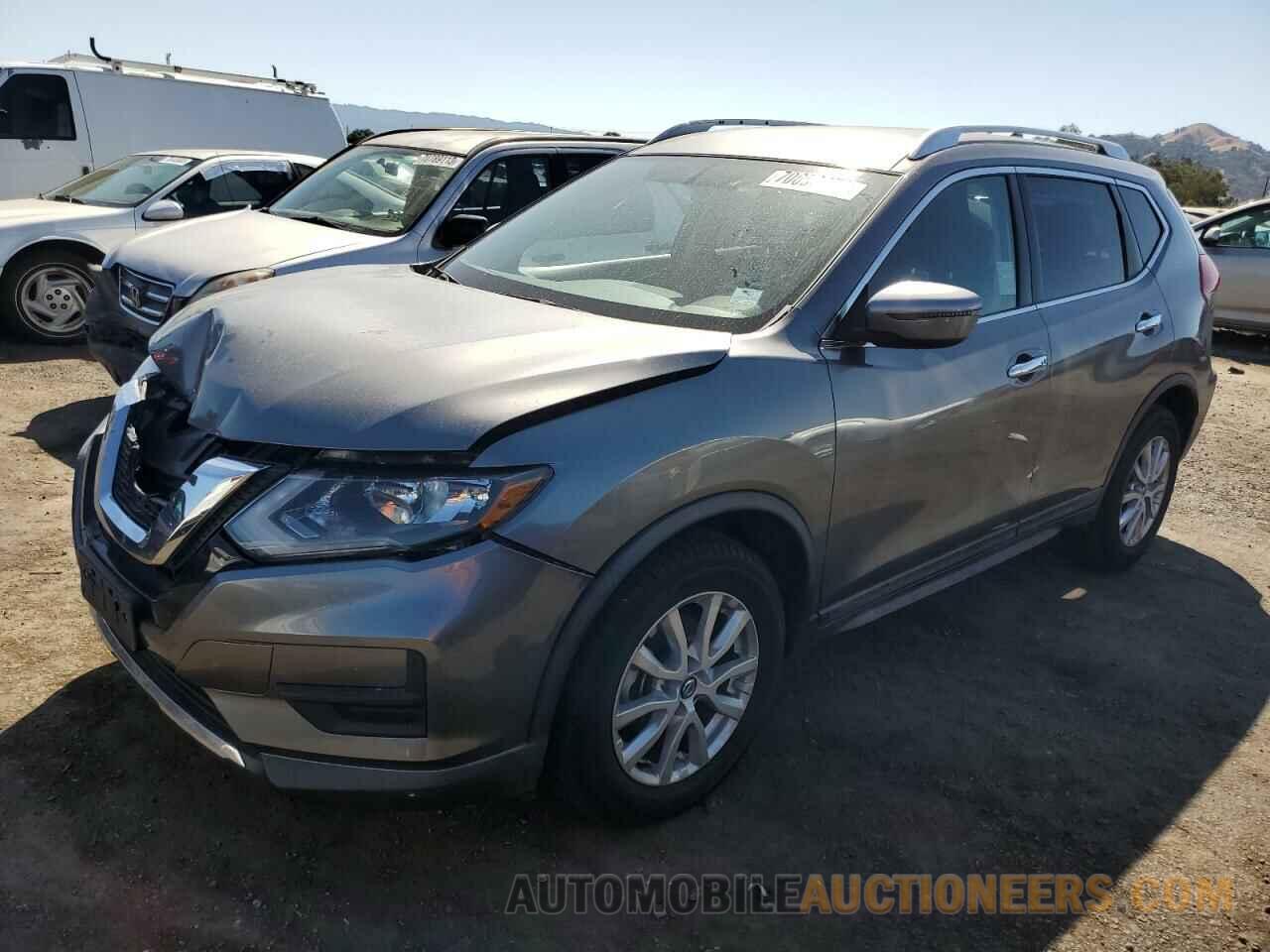 KNMAT2MT3JP584575 NISSAN ROGUE 2018