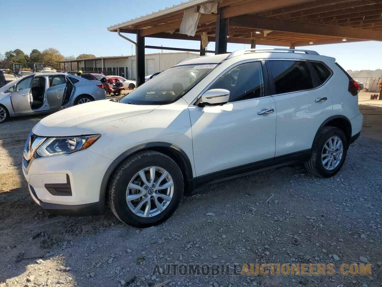 KNMAT2MT3JP587525 NISSAN ROGUE 2018