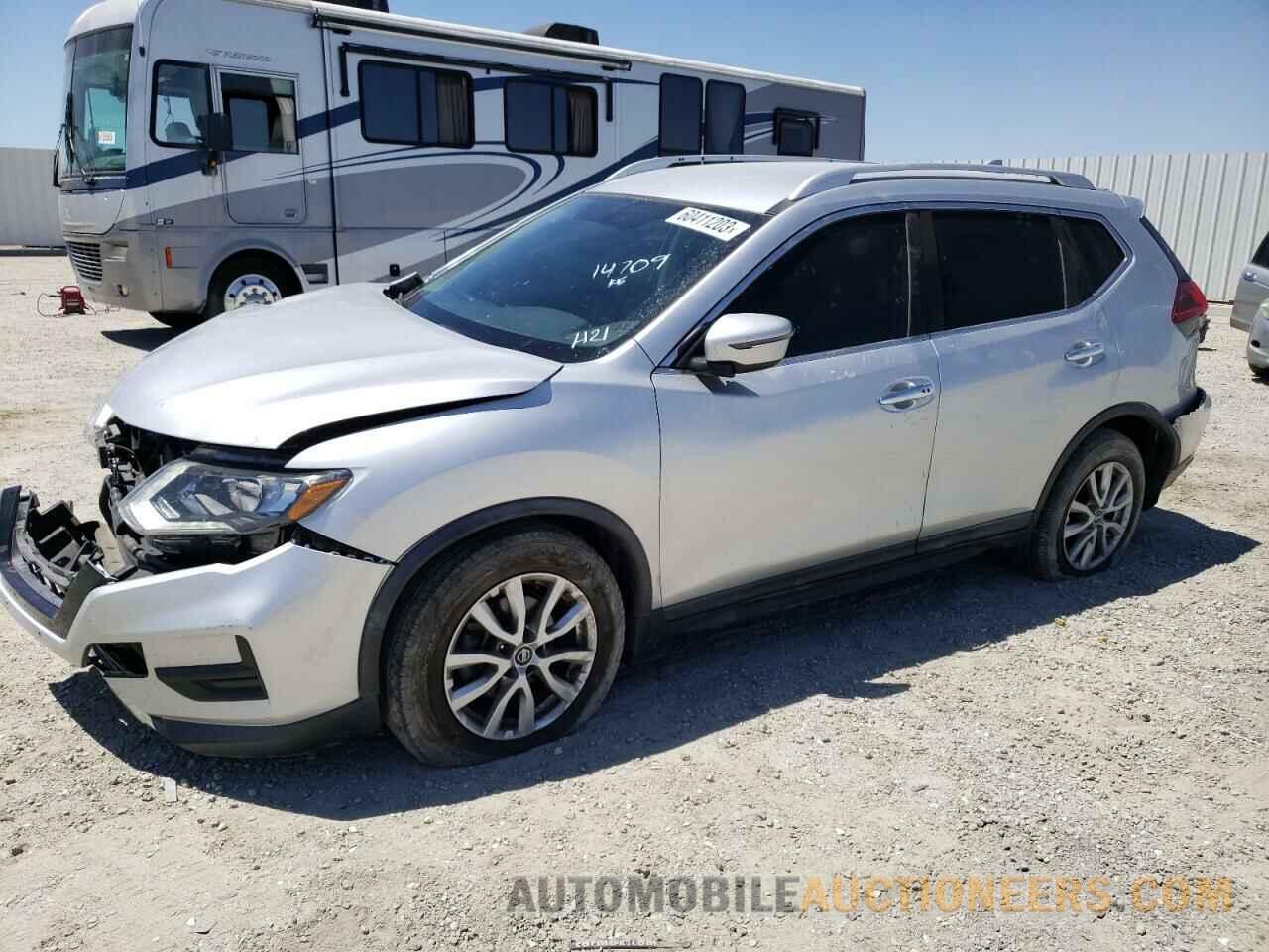 KNMAT2MT3JP590618 NISSAN ROGUE 2018