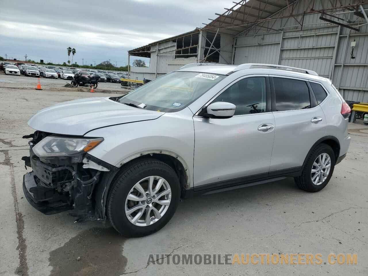 KNMAT2MT4HP537517 NISSAN ROGUE 2017