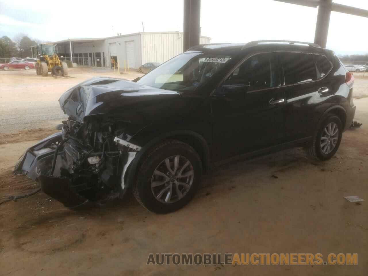 KNMAT2MT4JP515779 NISSAN ROGUE 2018