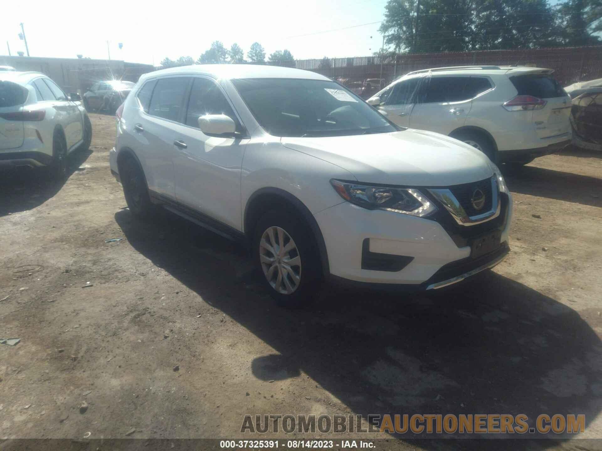 KNMAT2MT4JP556624 NISSAN ROGUE 2018