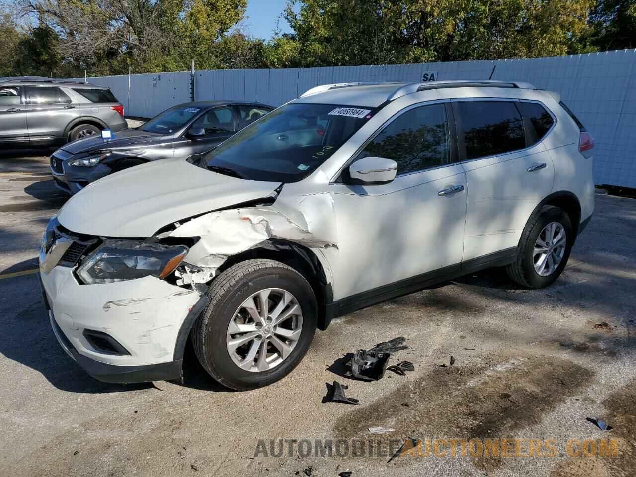 KNMAT2MT5FP574217 NISSAN ROGUE 2015