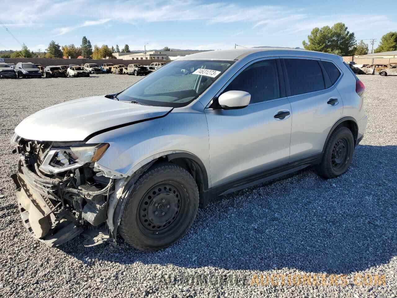 KNMAT2MT5JP573920 NISSAN ROGUE 2018