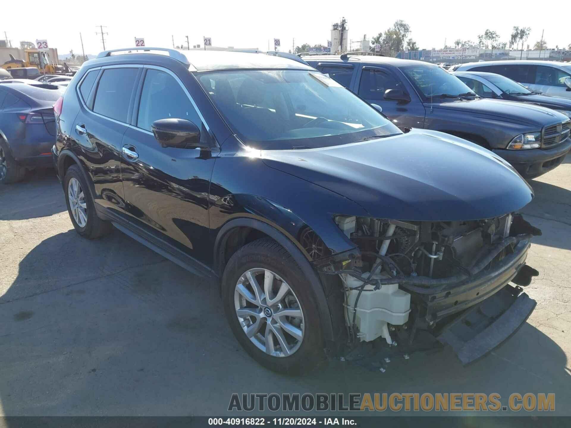 KNMAT2MT6HP509377 NISSAN ROGUE 2017