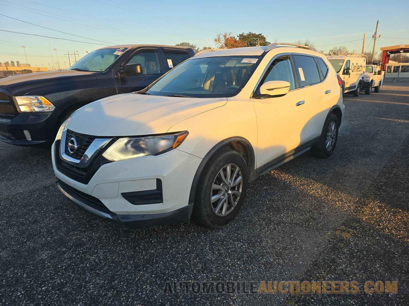 KNMAT2MT6HP523344 Nissan Rogue 2017