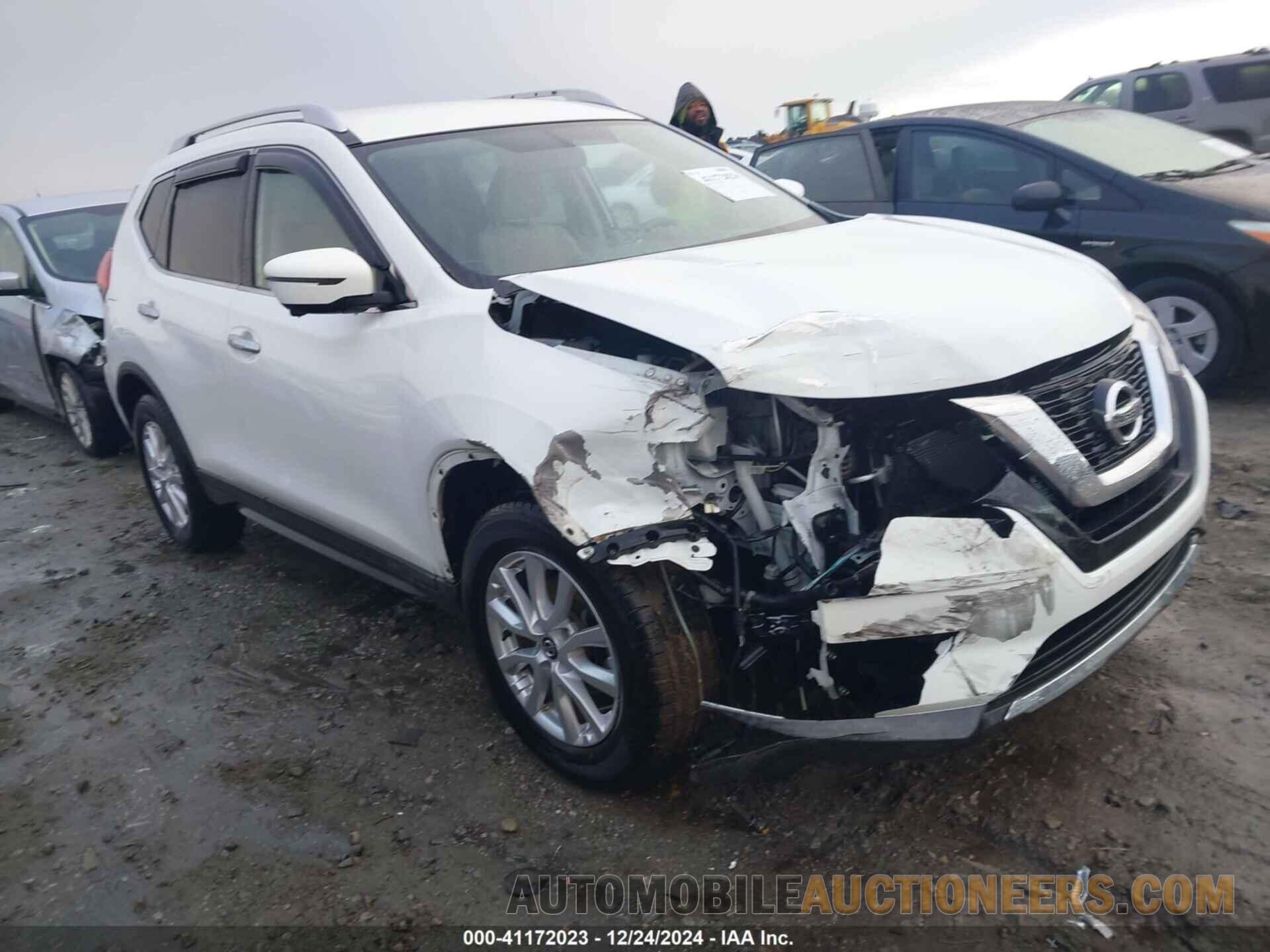 KNMAT2MT6HP565349 NISSAN ROGUE 2017