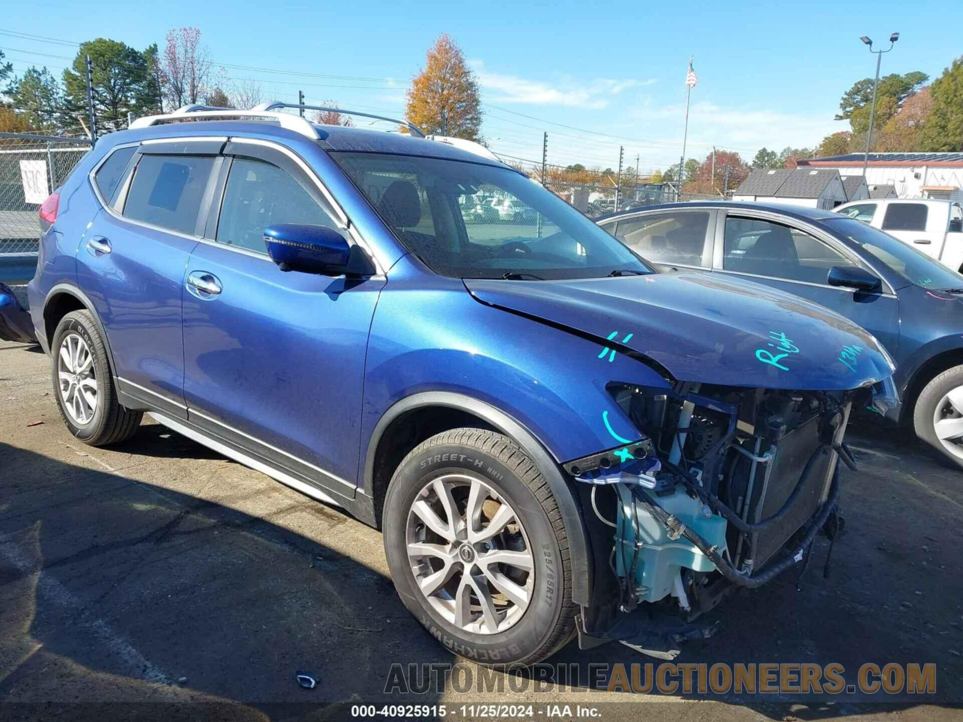 KNMAT2MT6HP569580 NISSAN ROGUE 2017