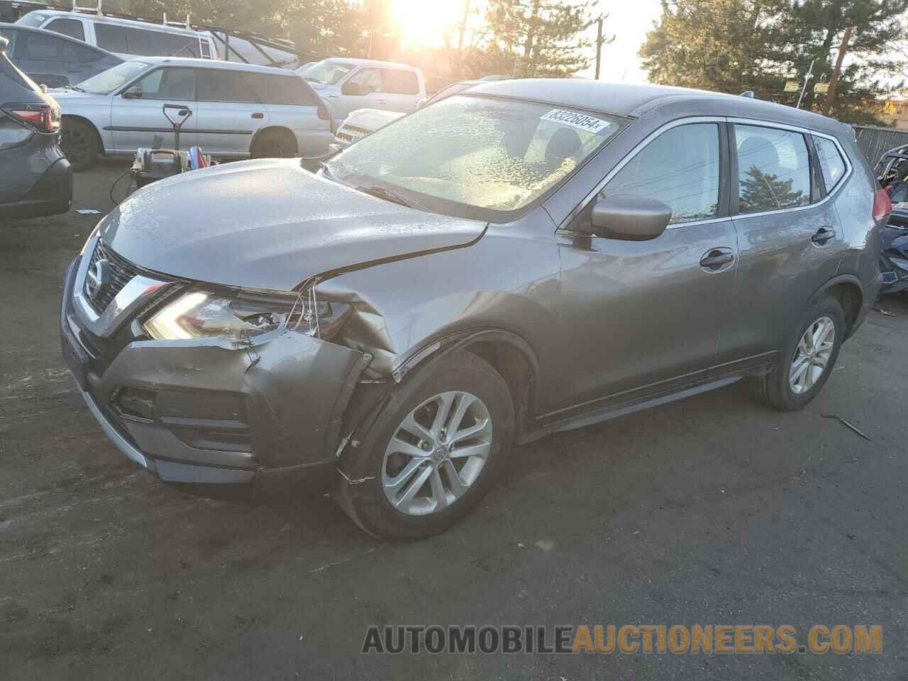 KNMAT2MT6HP569935 NISSAN ROGUE 2017