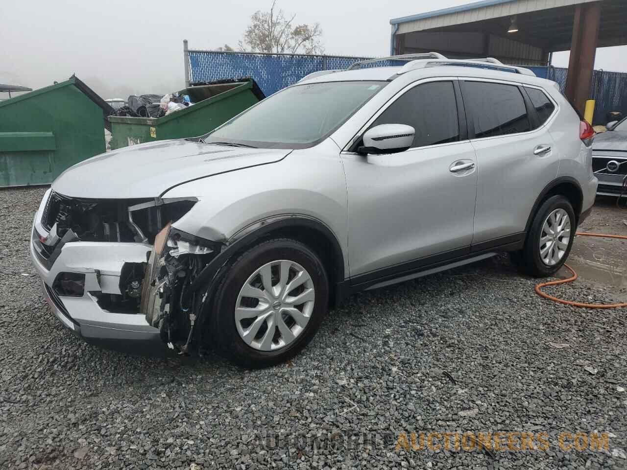 KNMAT2MT6HP579641 NISSAN ROGUE 2017