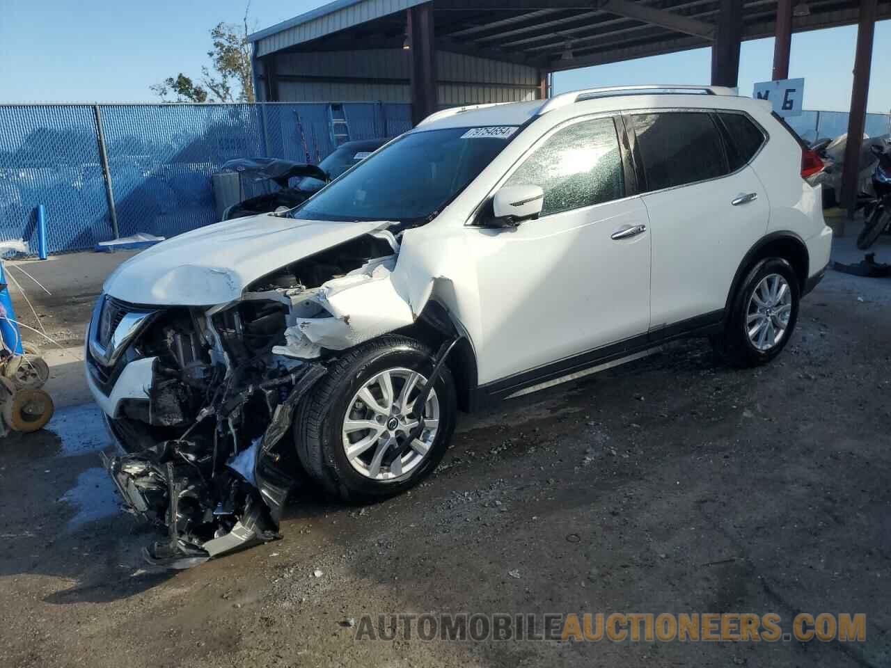 KNMAT2MT6HP585603 NISSAN ROGUE 2017