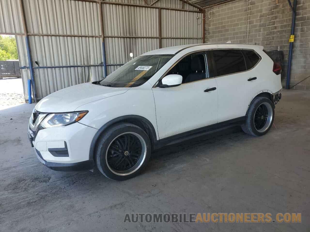 KNMAT2MT6JP521132 NISSAN ROGUE 2018