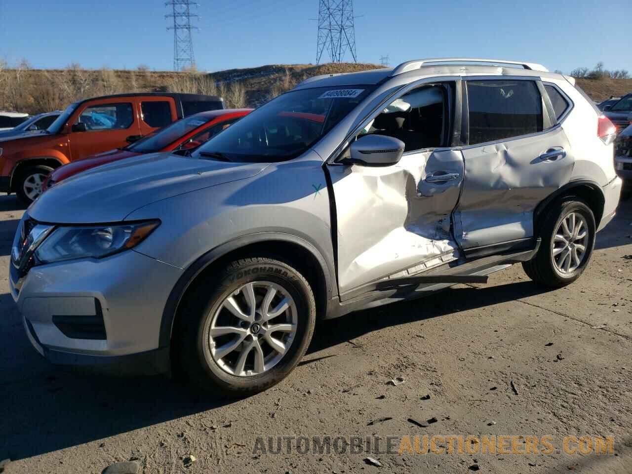 KNMAT2MT6JP565390 NISSAN ROGUE 2018