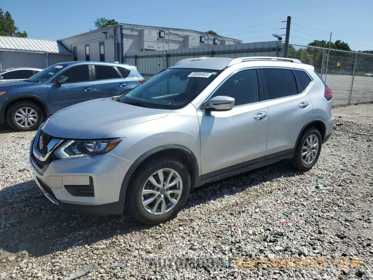 KNMAT2MT6JP570668 NISSAN ROGUE 2018