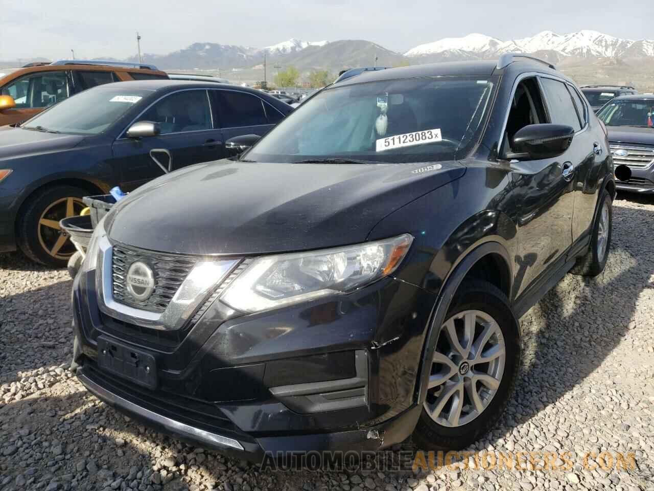 KNMAT2MT6JP572002 NISSAN ROGUE 2018