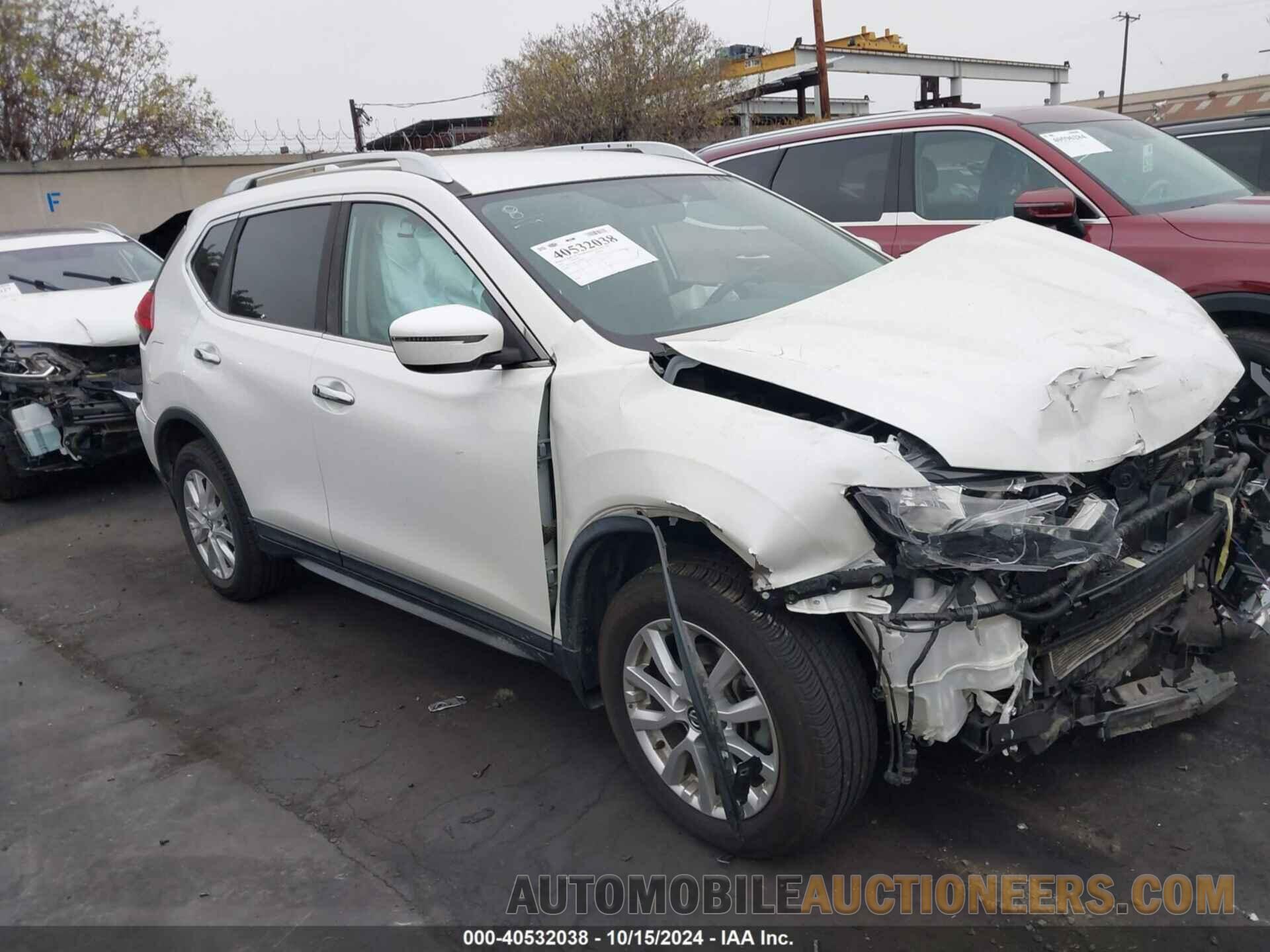 KNMAT2MT6JP599734 NISSAN ROGUE 2018