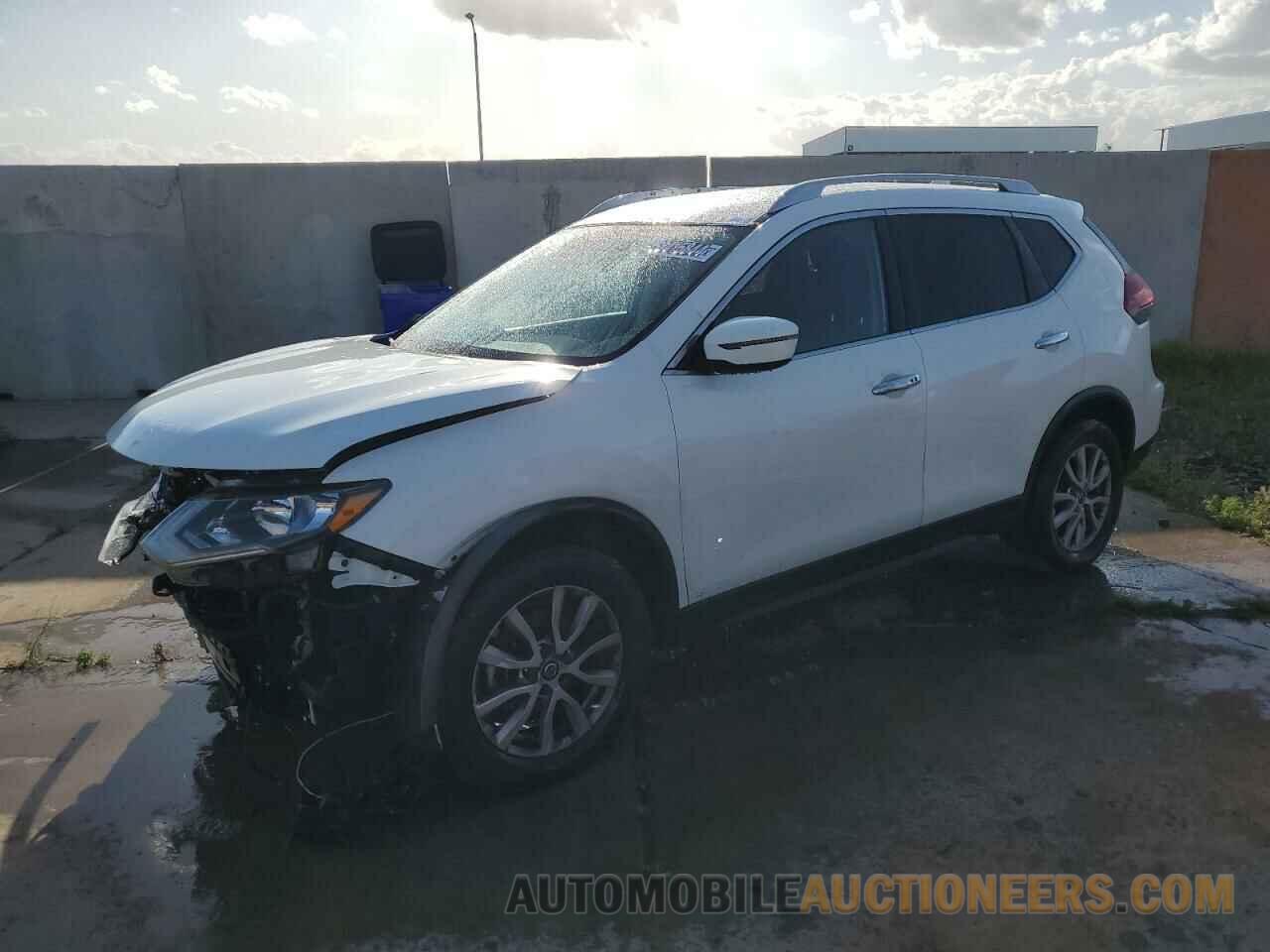 KNMAT2MT6LP527385 NISSAN ROGUE 2020