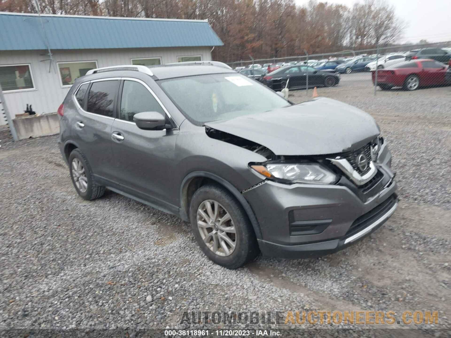 KNMAT2MT7JP519549 NISSAN ROGUE 2018