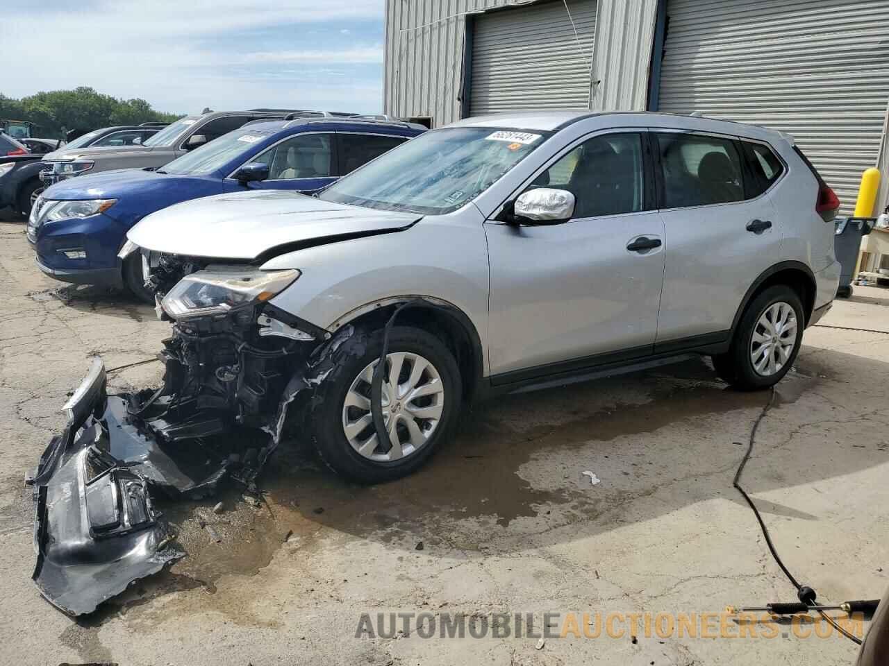 KNMAT2MT7JP567083 NISSAN ROGUE 2018