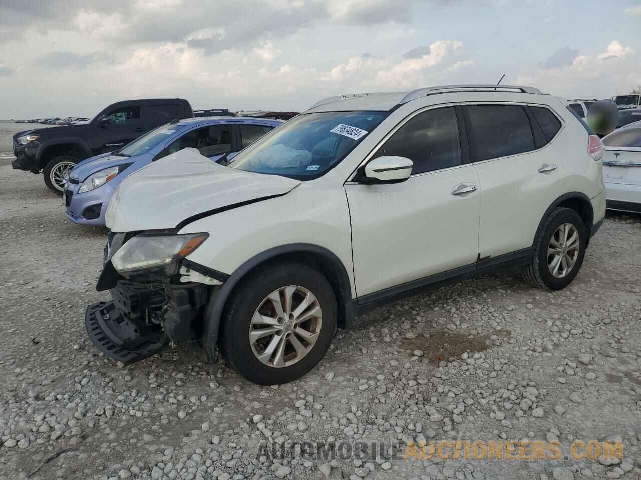 KNMAT2MT8GP609883 NISSAN ROGUE 2016