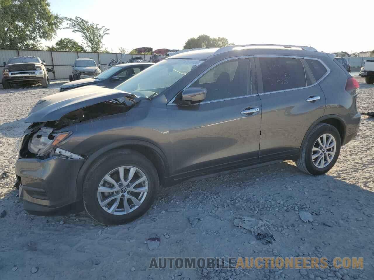 KNMAT2MT8JP544752 NISSAN ROGUE 2018