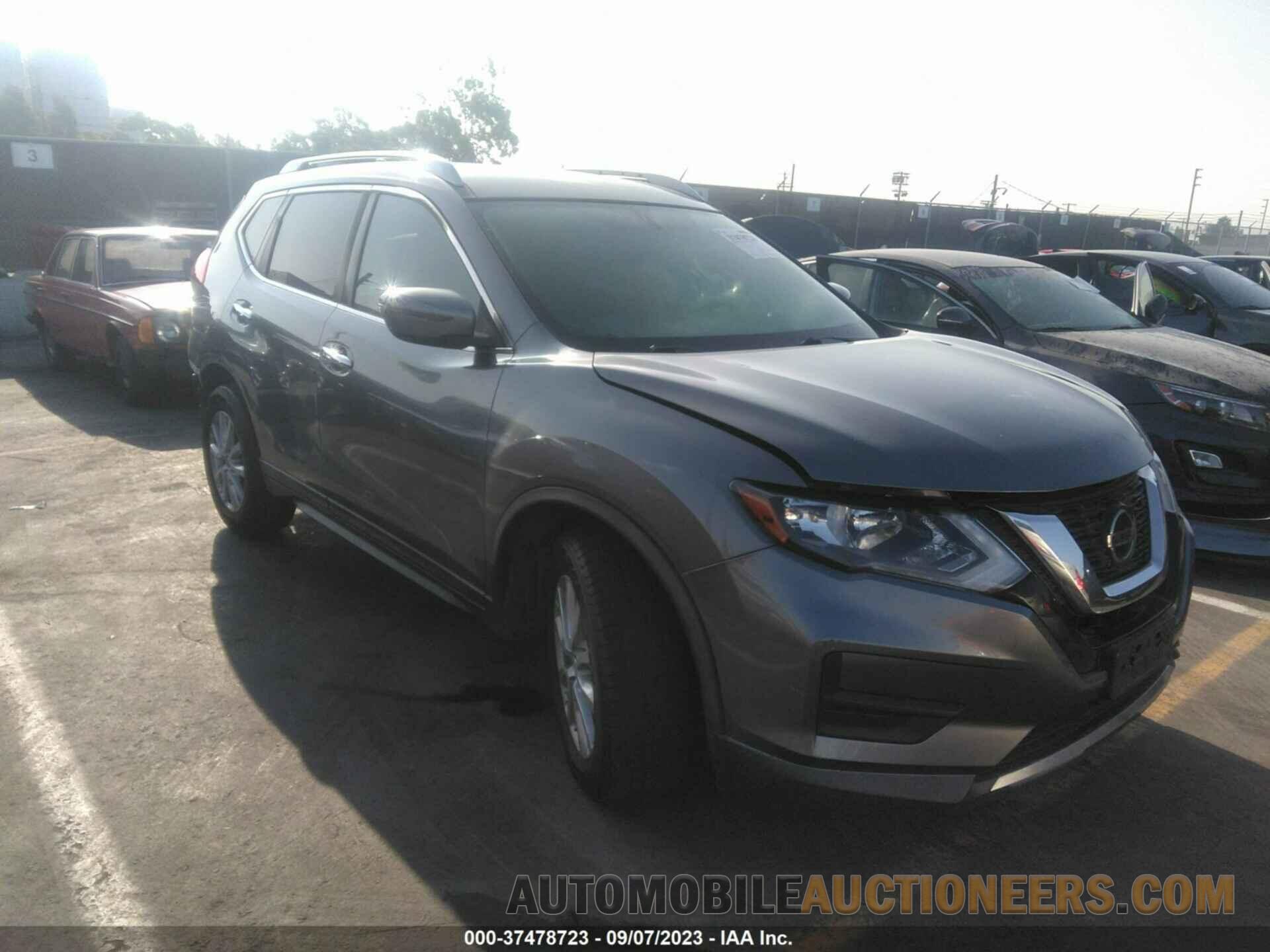 KNMAT2MT8JP548963 NISSAN ROGUE 2018