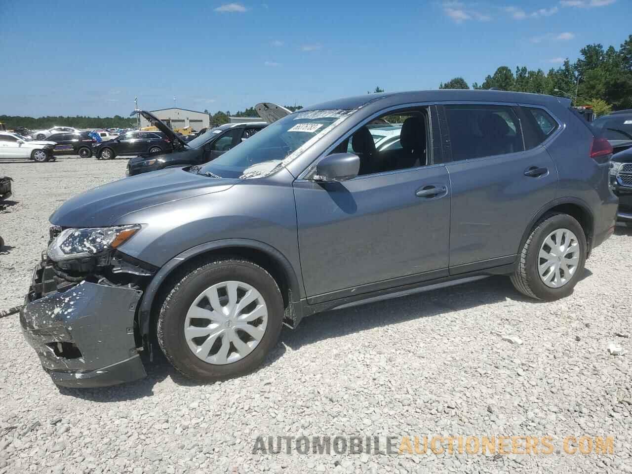 KNMAT2MT8JP558201 NISSAN ROGUE 2018