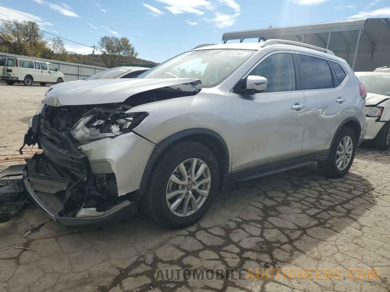 KNMAT2MT8JP558537 NISSAN ROGUE 2018