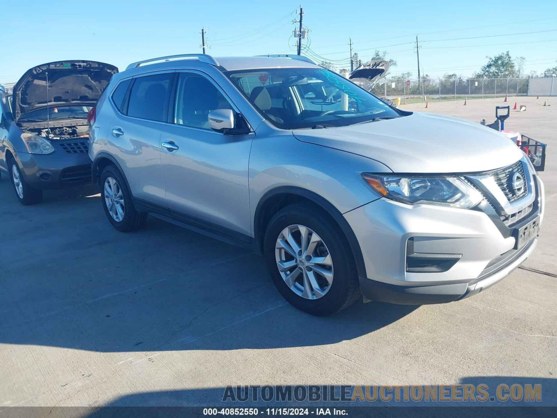 KNMAT2MT9HP563305 NISSAN ROGUE 2017