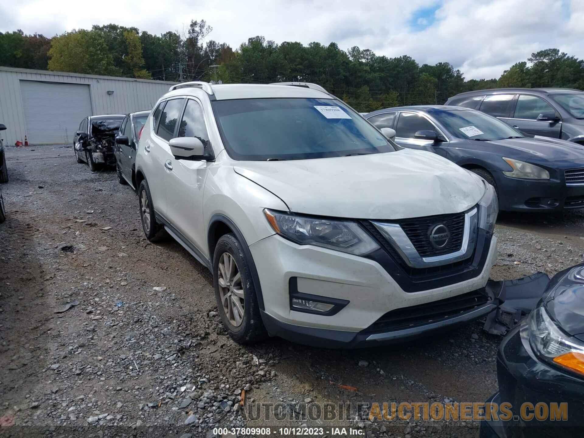 KNMAT2MT9JP528477 NISSAN ROGUE 2018