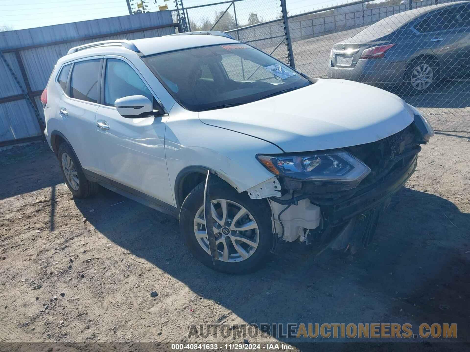 KNMAT2MT9JP573886 NISSAN ROGUE 2018