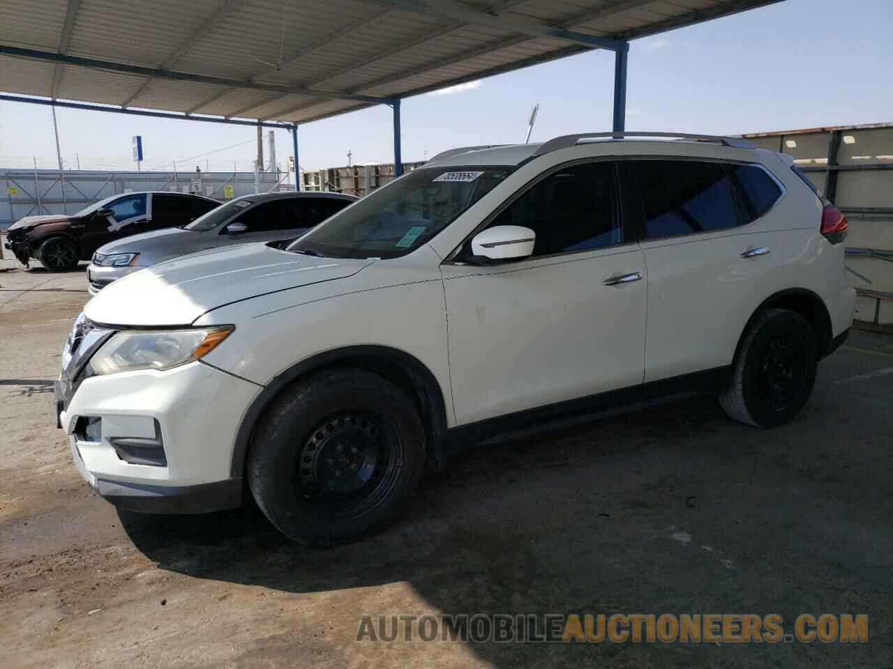 KNMAT2MTXHP534525 NISSAN ROGUE 2017