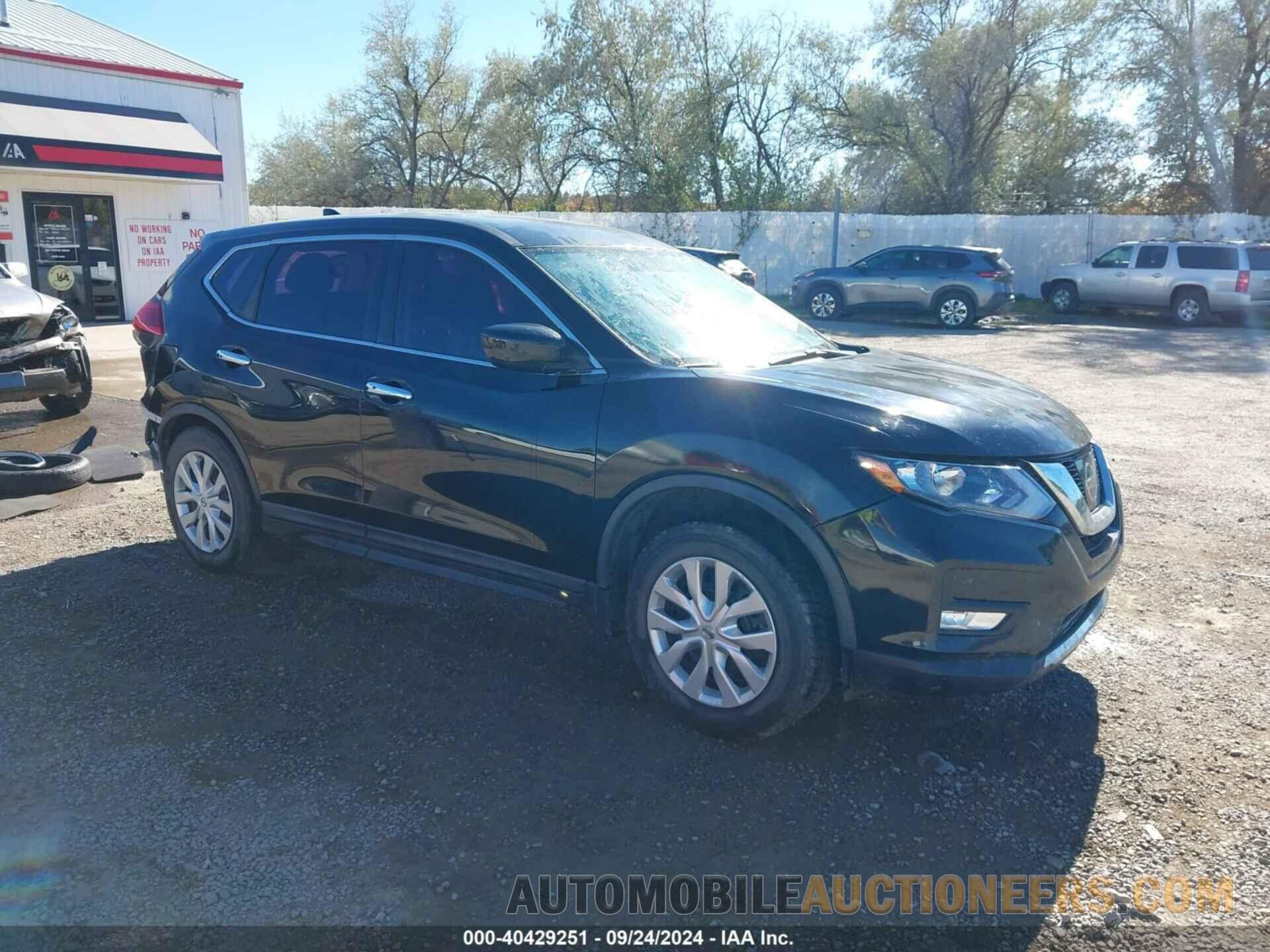 KNMAT2MTXHP571381 NISSAN ROGUE 2017