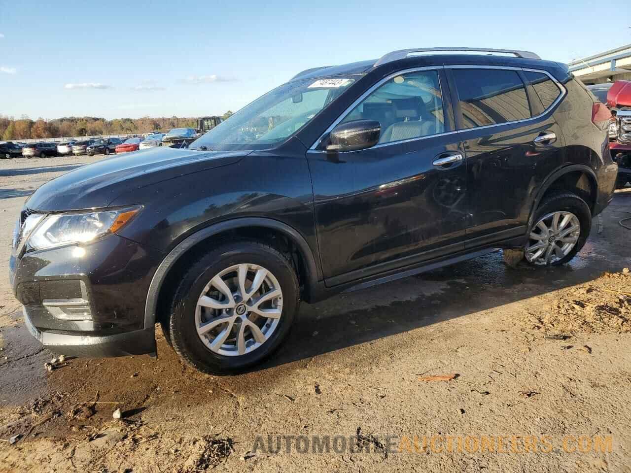 KNMAT2MTXJP500185 NISSAN ROGUE 2018