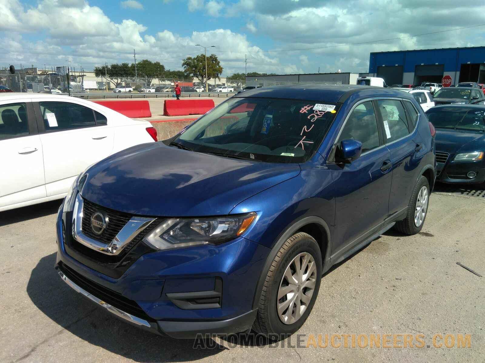 KNMAT2MTXJP556515 Nissan Rogue 2018