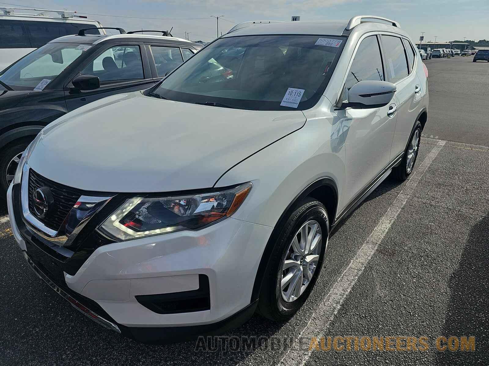 KNMAT2MTXJP609181 Nissan Rogue 2018