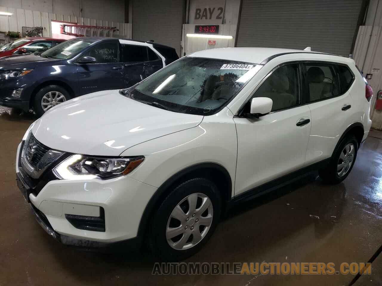 KNMAT2MV0HP539766 NISSAN ROGUE 2017