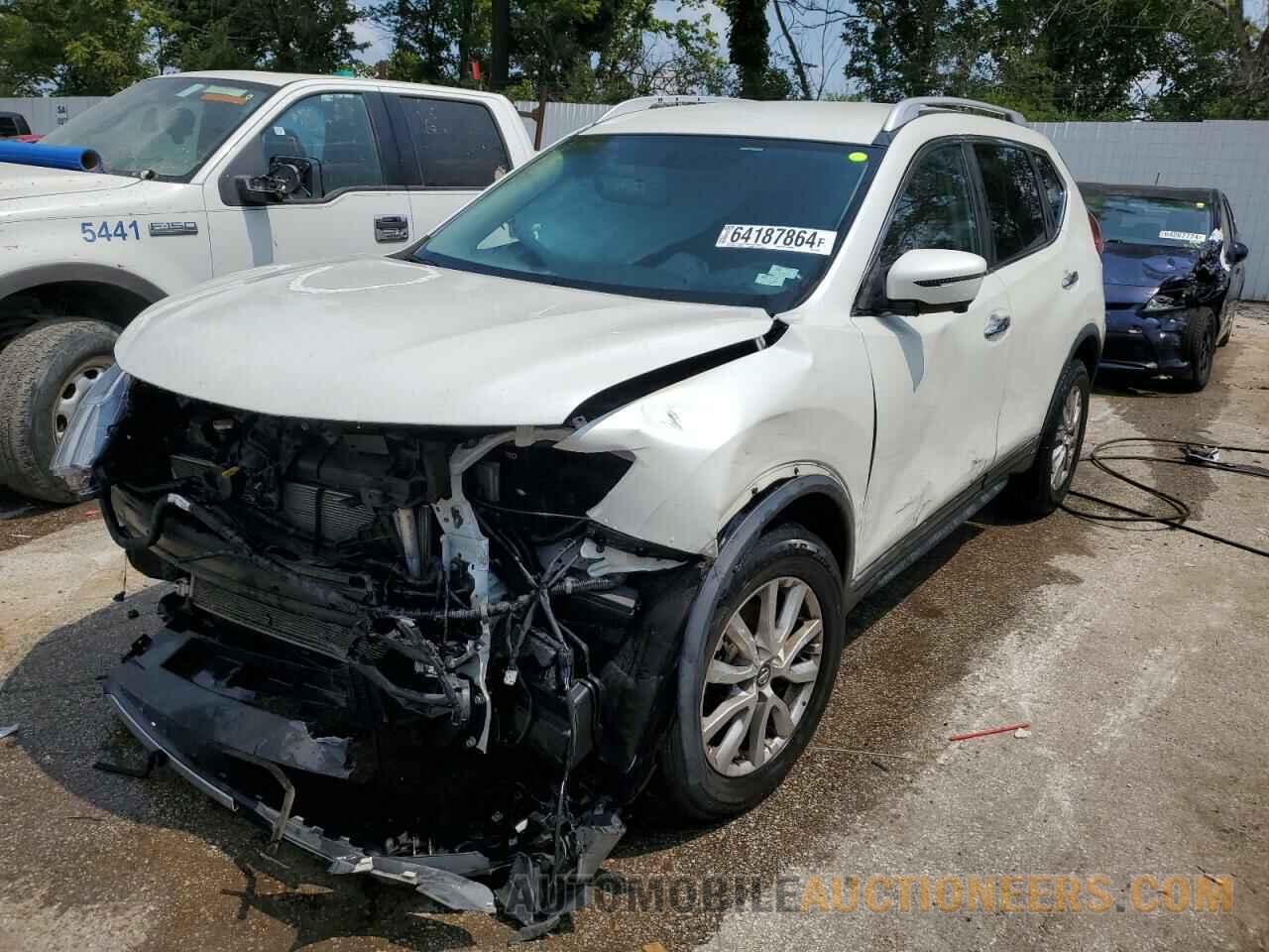 KNMAT2MV0HP562318 NISSAN ROGUE 2017