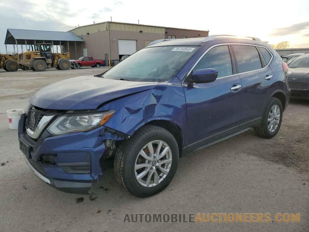 KNMAT2MV0JP559568 NISSAN ROGUE 2018