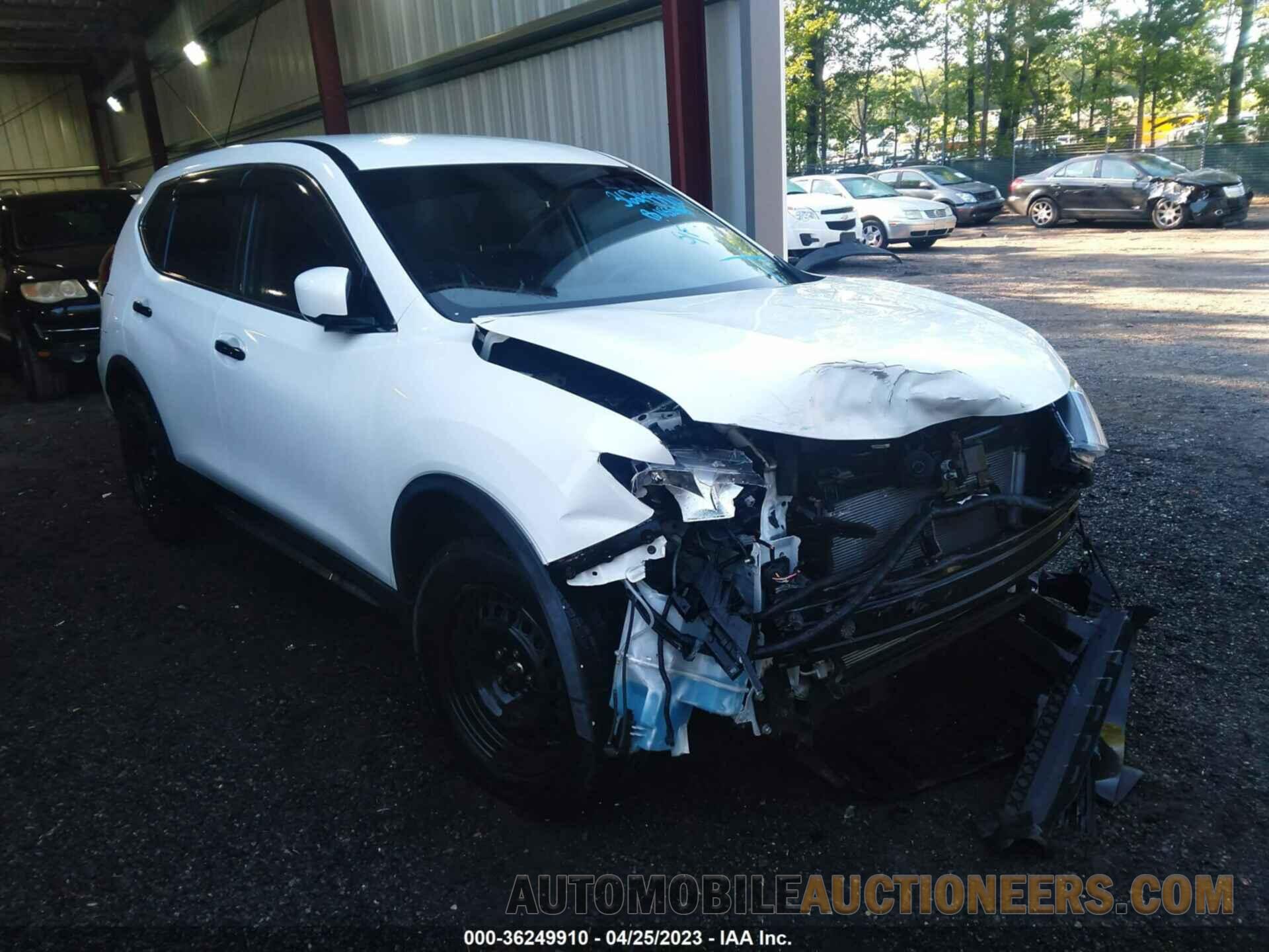 KNMAT2MV0JP570988 NISSAN ROGUE 2018