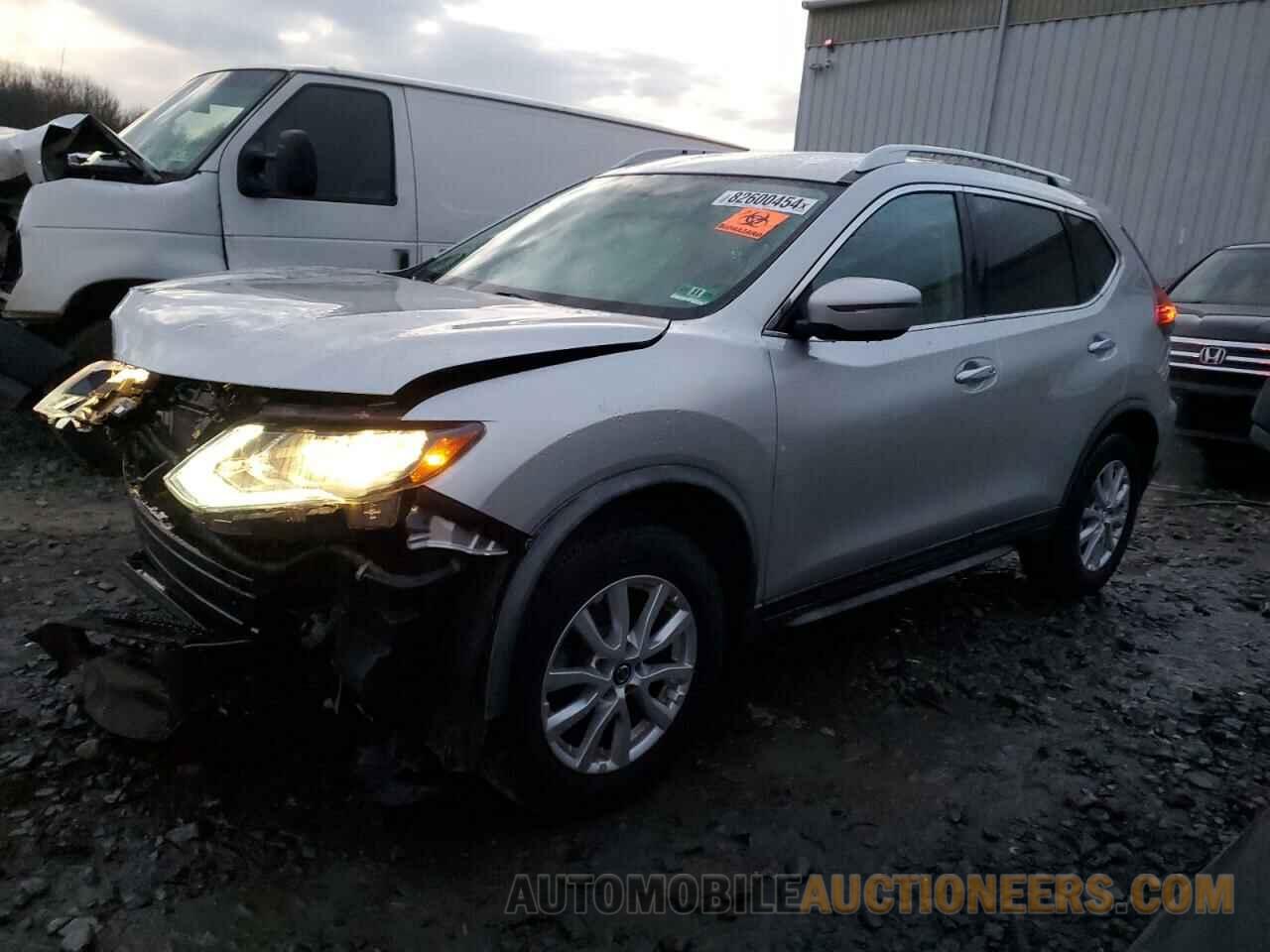 KNMAT2MV0JP615413 NISSAN ROGUE 2018