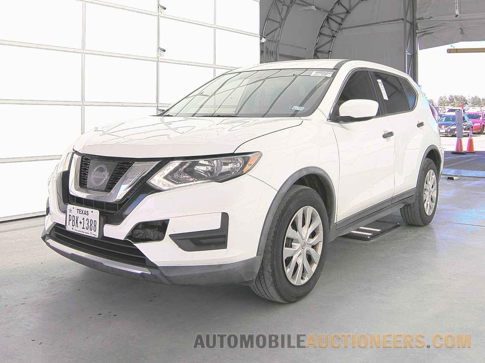 KNMAT2MV1HP584599 Nissan Rogue 2017