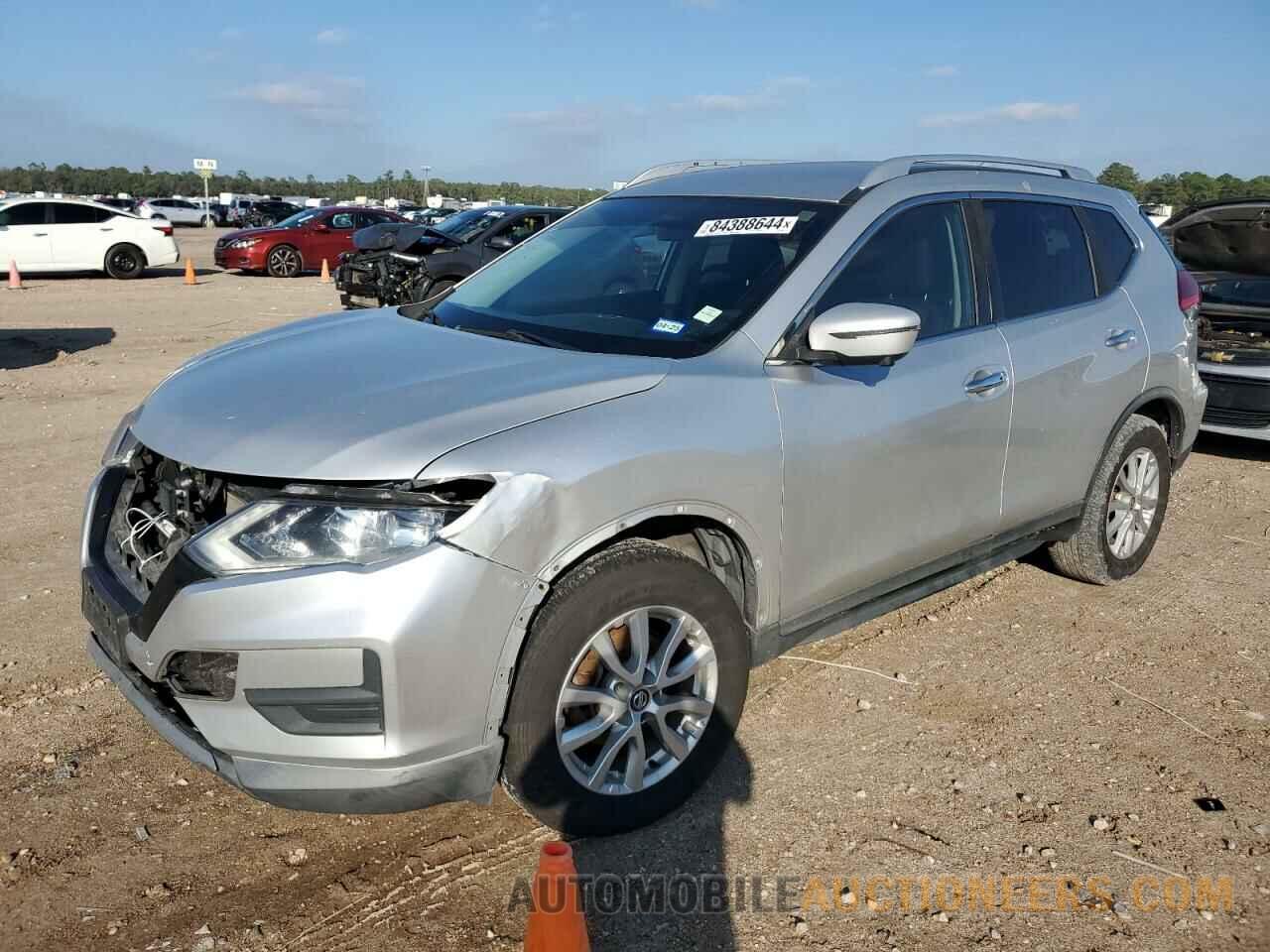 KNMAT2MV1HP586661 NISSAN ROGUE 2017