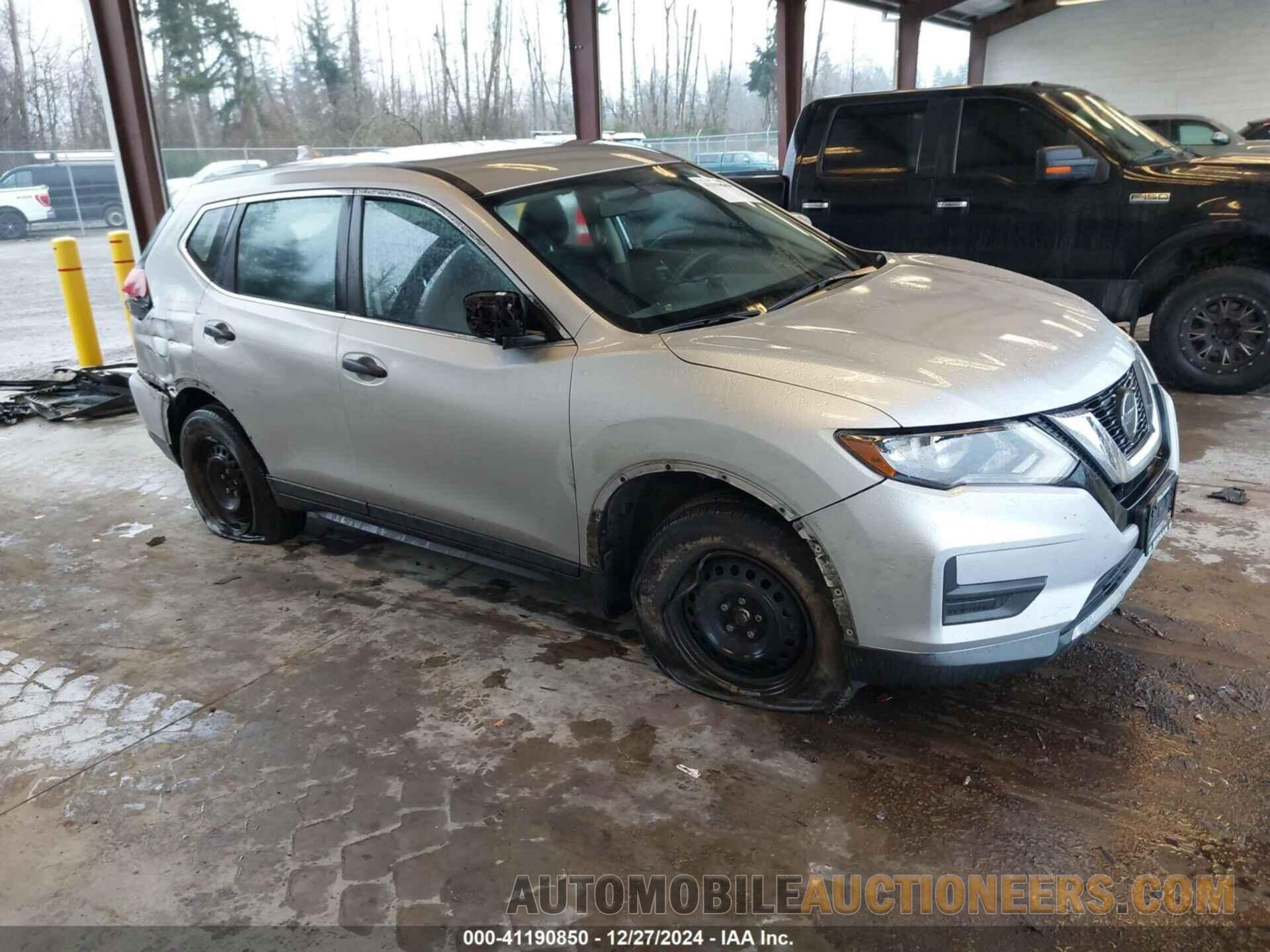 KNMAT2MV1JP512792 NISSAN ROGUE 2018