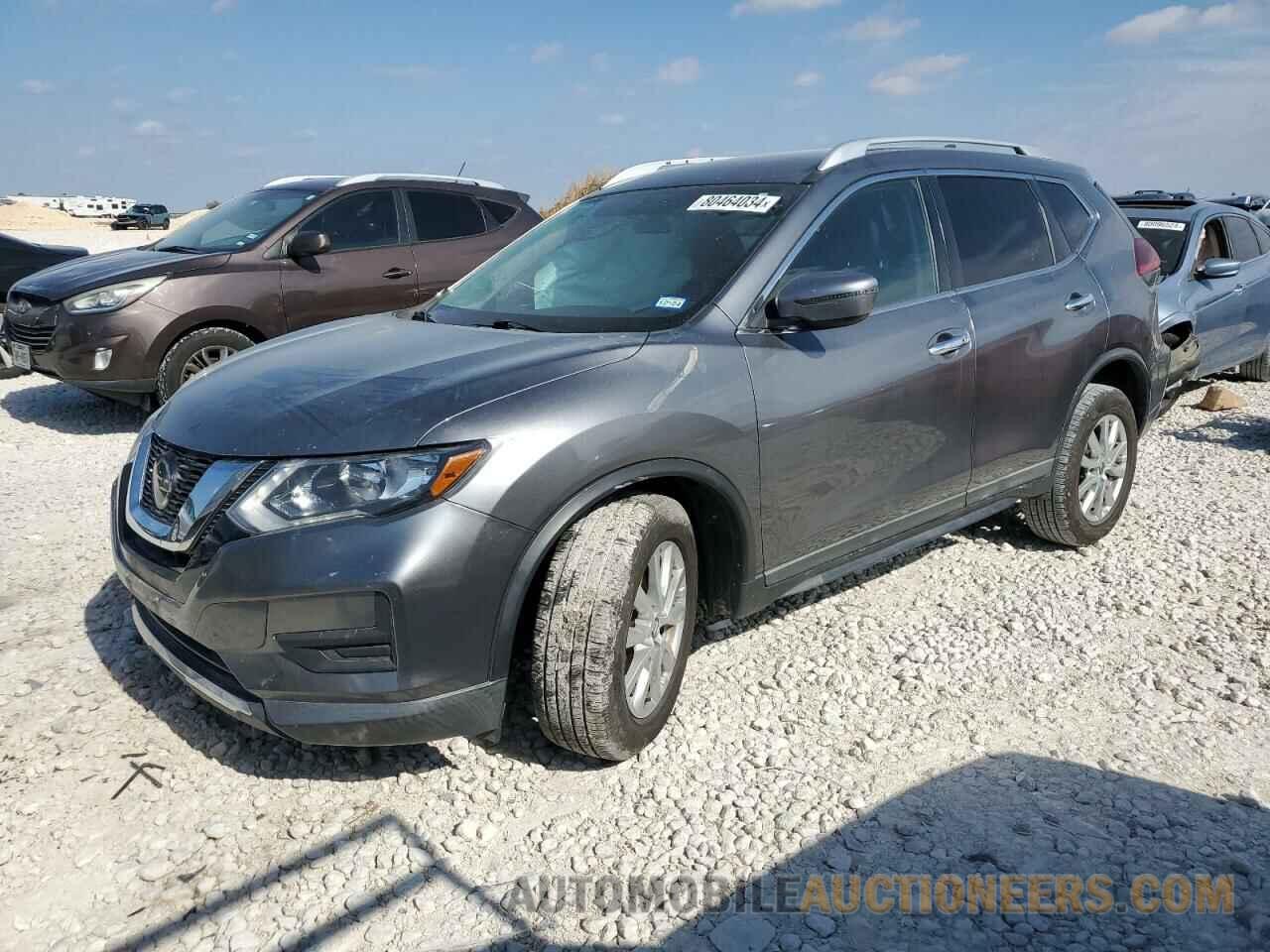 KNMAT2MV1JP592420 NISSAN ROGUE 2018